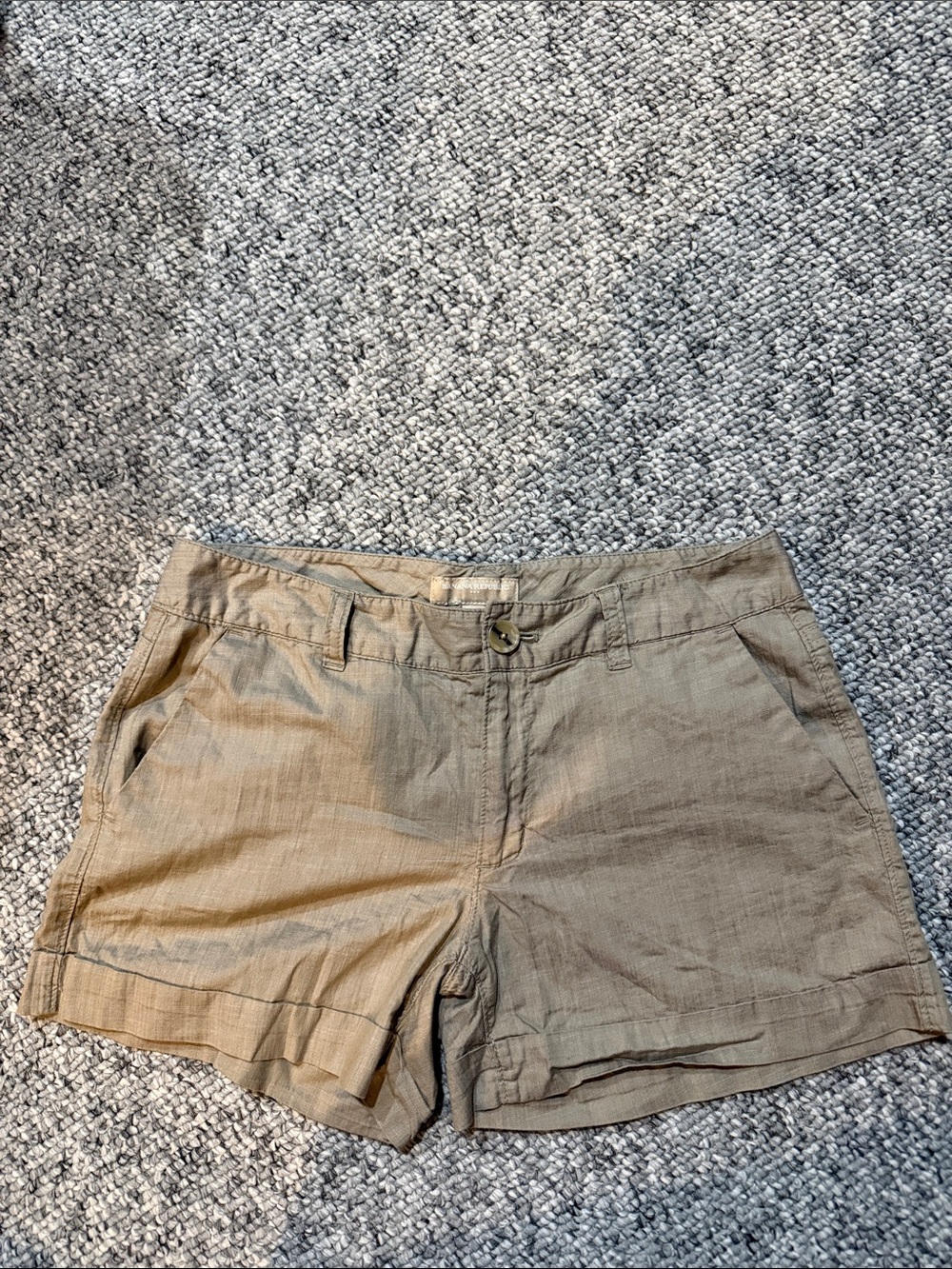 Banana Republic Factory Women's Classic Linen-Blend Shorts - Tan